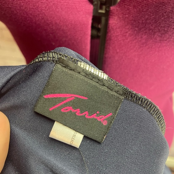 Torrid Sexy Cop Halloween Costume size 1X-2X - Picture 10 of 10